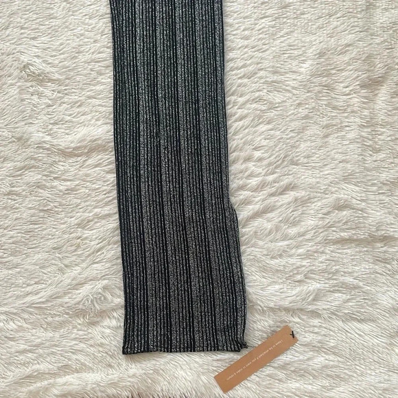 Reformation Largo side slit high Rise metallic pants in gray and black - Picture 5 of 12